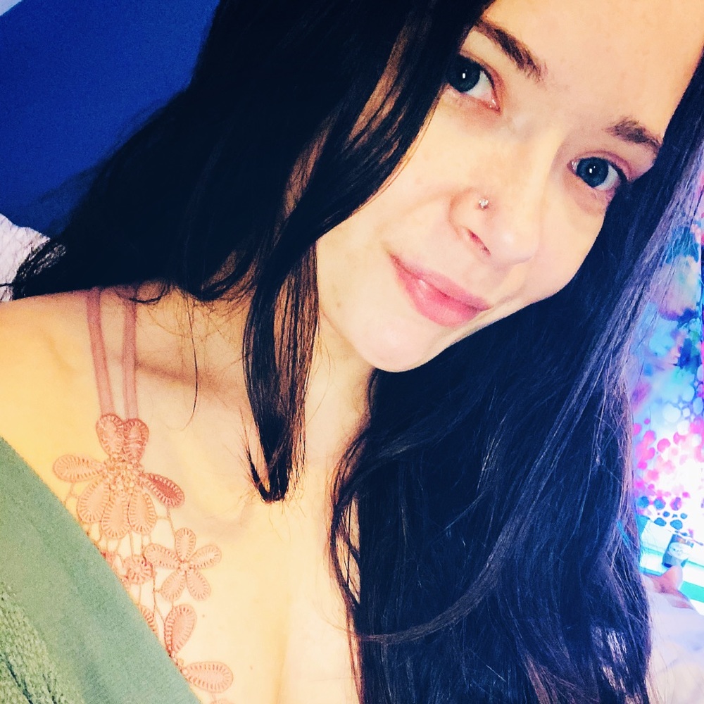 Meet your Posher, Kara